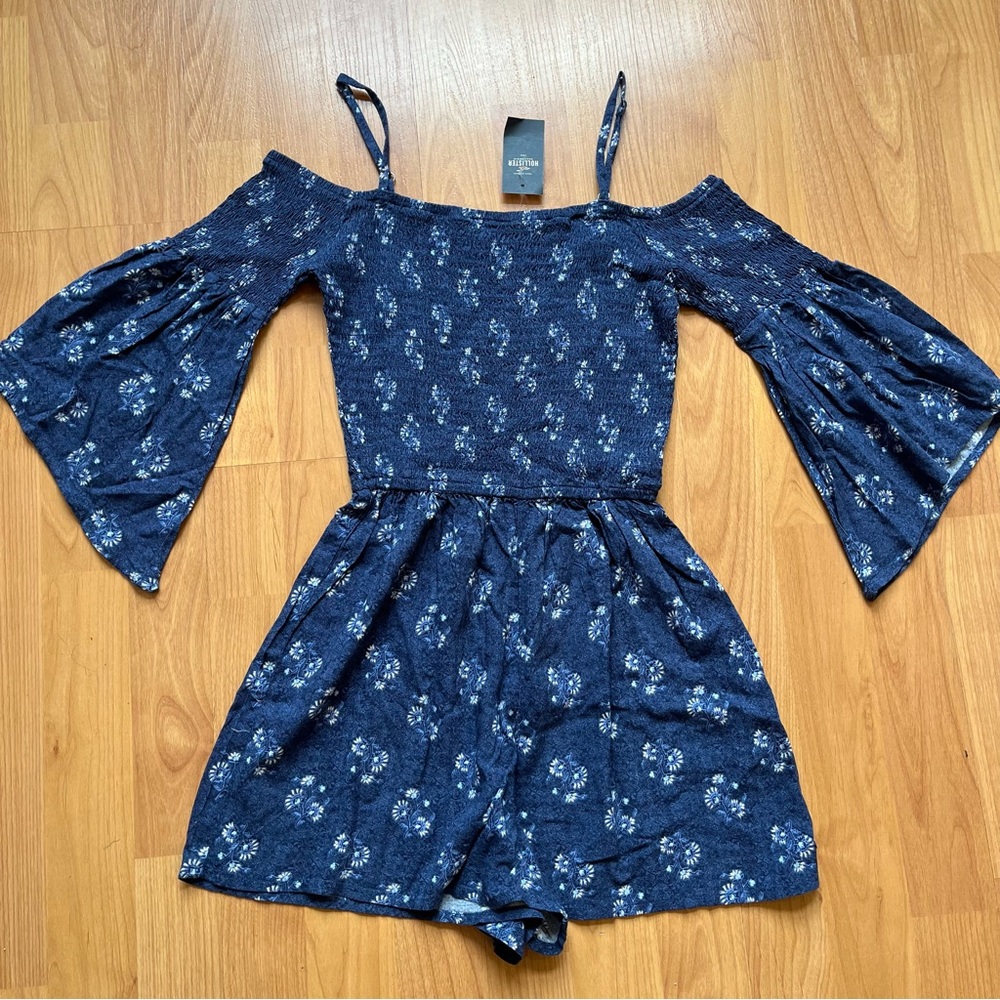 Hollister romper NWT